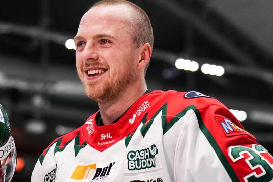 Frölundas Linus Högberg jublar