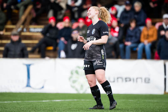 Växjö DFFs Sophia Redenstrand deppar