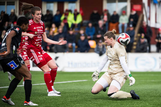 Växjö DFFs Eva Dessislava Dupuy gör 1-2 bakom Piteås
