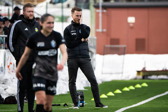 Växjö DFFs huvudtränare Olof Unogård