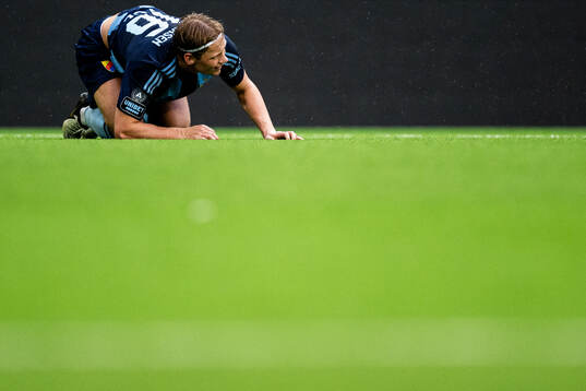 Djurgårdens Tobias Gulliksen har ont