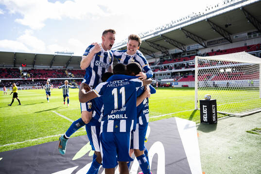 Bläddra bland fler bilder av Fotboll, Allsvenskan, Kalmar - IFK Göteborg