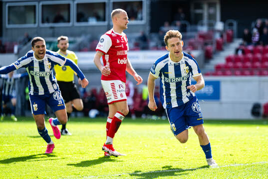 IFK Göteborgs Arbnor Mucolli jublar