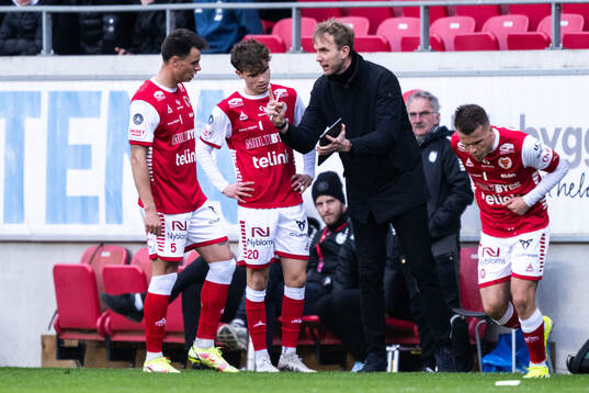 Kalmars Melker Hallberg, Jacob Trenskow och tränare Henrik