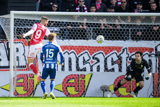 Kalmars Dino Islamovic och IFK Göteborgs Sebastian Hausner