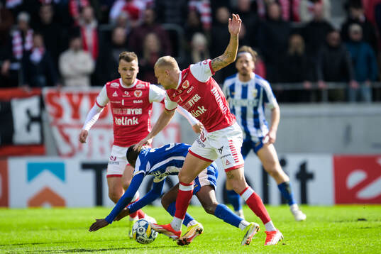 IFK Göteborgs Malick Junior Yalcouye och Kalmars Rasmus