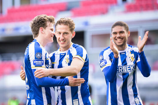 IFK Göteborgs Arbnor Mucolli jublar