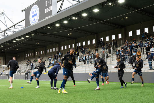 Malmö spelare värmer upp