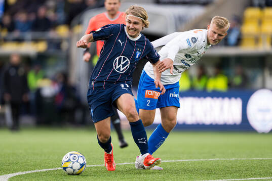 Malmö FFs Sebastian Nanasi och Värnamos Johan Rapp