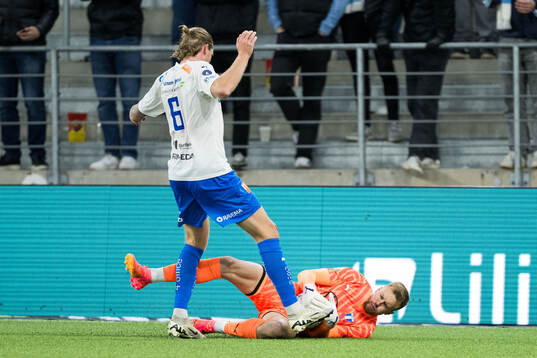 Värnamos Hampus Näsström och Malmö FFs målvakt Ricardo