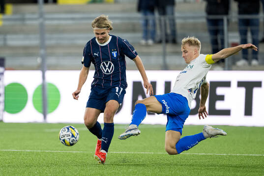 Malmö FFs Sebastian Nanasi och Värnamos Victor Larsson