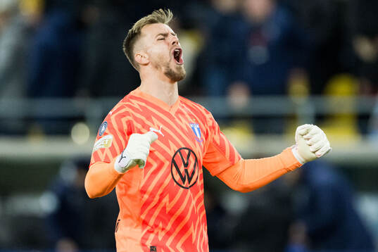 Malmö FFs målvakt Ricardo Friedrich jublar