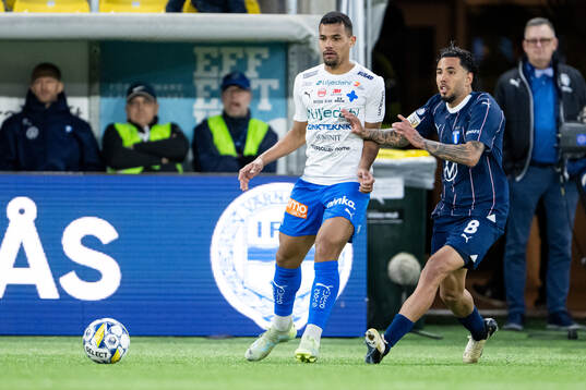 Värnamos Wenderson Oliveira do Nascimento och Malmö FFs