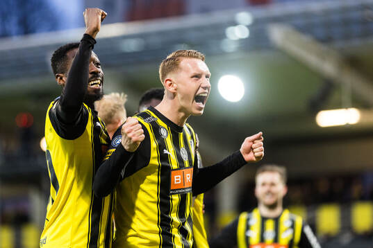 Bläddra bland fler bilder av Fotboll, Allsvenskan, Häcken - Brommapojkarna