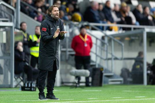 Brommapojkarnas tränare Olof Mellberg