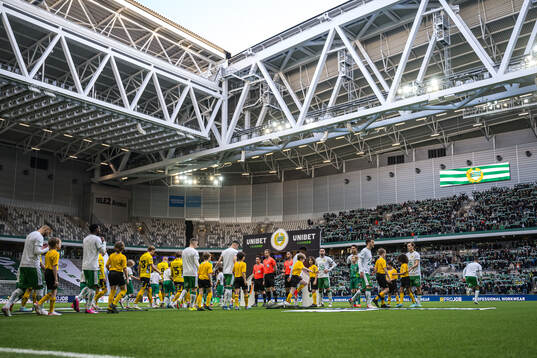 Spelarna gör entré