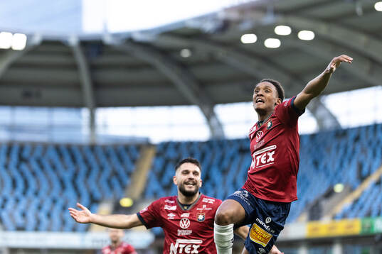 Bläddra bland fler bilder av Fotboll, Superettan, Örgryte - Brage