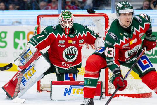 Frölundas målvakt Lars Johansson och Tom Nilsson