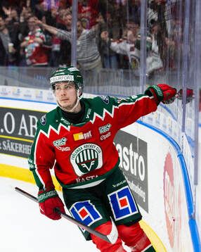 Frölundas Jere Innala jublar