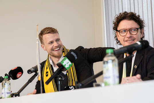 Oscar Hiljemark och sportchef Stefan Andreasson