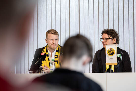 Oscar Hiljemark och sportchef Stefan Andreasson
