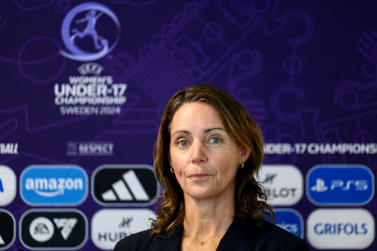 Lovisa Delby, head coach of Sweden, at a press conference