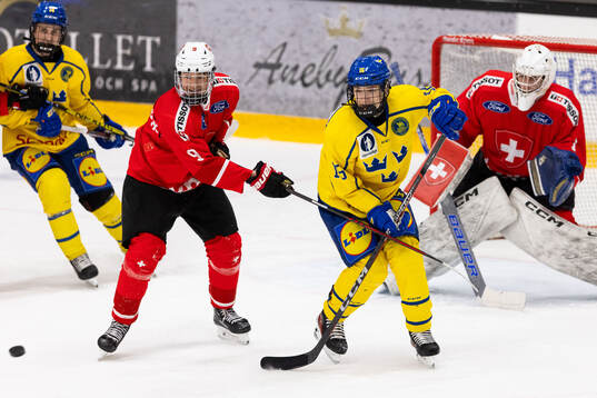 Théo Vouardoux of Switzerland and Viggo Björk of Sweden