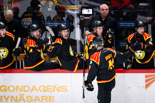 Brynäs Greg Scott jublar