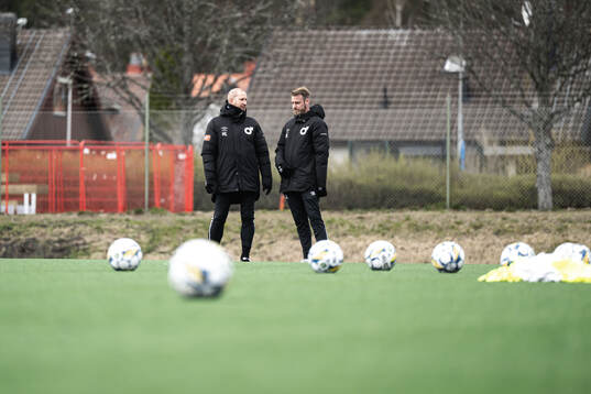 Degerfors assisterande tränare Mattias Lindström och