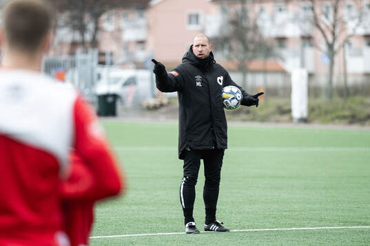 Degerfors assisterande tränare Mattias Lindström