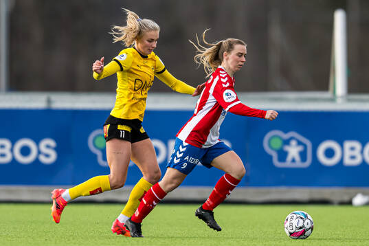 Thea Kyvåg LSK Kvinner and Sofie Mykkeltveit Tunes of Lyn