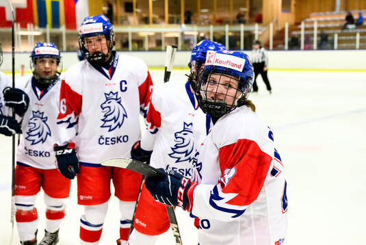 Tereza Gildainova of Czech Republic celebrates
