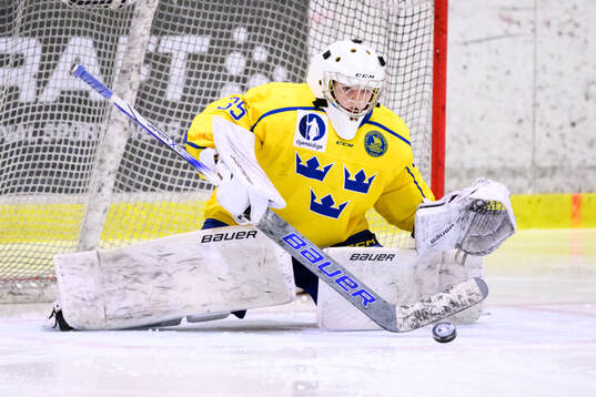 Goalkeeper Tilde Wyckman of Sweden