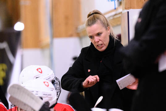 Head coach Melanie Häfliger of Switzerland