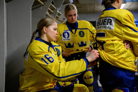 Tillie Ytfeldt in the Swedish dressing room