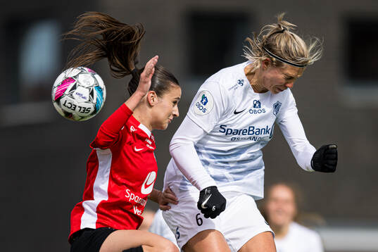 Samra Muhic of Arna-Bjørnar and Lena Soleng Hansen of