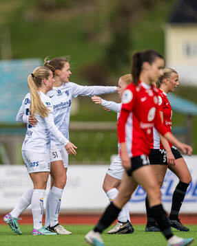 Iris Omarsdottir of Stabæk celebrates
