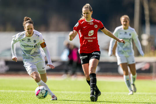 Stine Hovland of Arna-Bjørnar