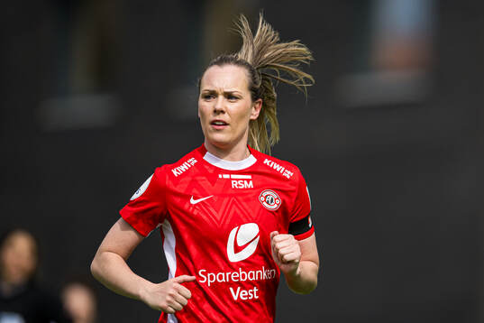 Stine Hovland of Arna-Bjørnar