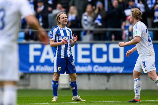 IFK Göteborgs Oscar Pettersson reagerar
