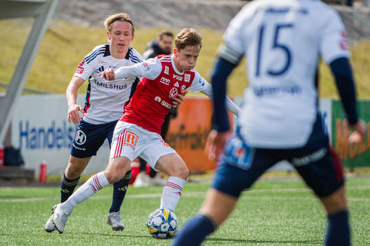 Östers David Seger och Sandvikens Ludwig Malachowski