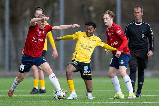 Örgrytes Oskar Lundin och Elfsborgs Mahamed Cabdala Saalim