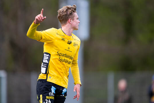 Elfsborgs Karl Ivarsson Persson jublar