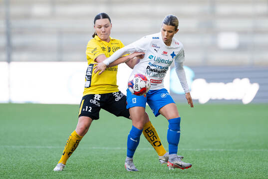 Elfsborgs Hedvig Petersson och Värnamos Mimmi Strömberg