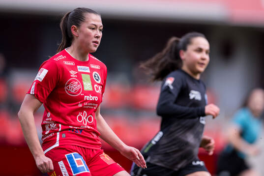 KIF Örebros Áslaug Dora Sigurbjörnsdottir