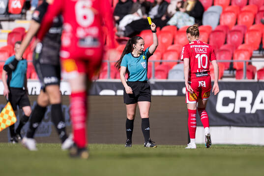 KIF Örebros Nora Harnes Håheim deppar