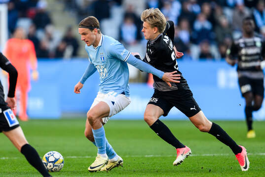 Malmö FFs Erik Botheim och Västerås Marcus Linday