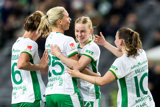 Bläddra bland fler bilder av Fotboll, Damallsvenskan, Hammarby - Brommapojkarna
