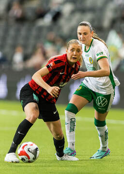 Brommapojkarnas Tuva Ölvestad och Hammarbys Vilde Hasund