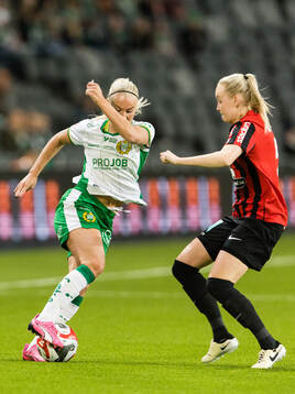 Hammarbys Stina Lennartsson och Brommapojkarnas Wilma